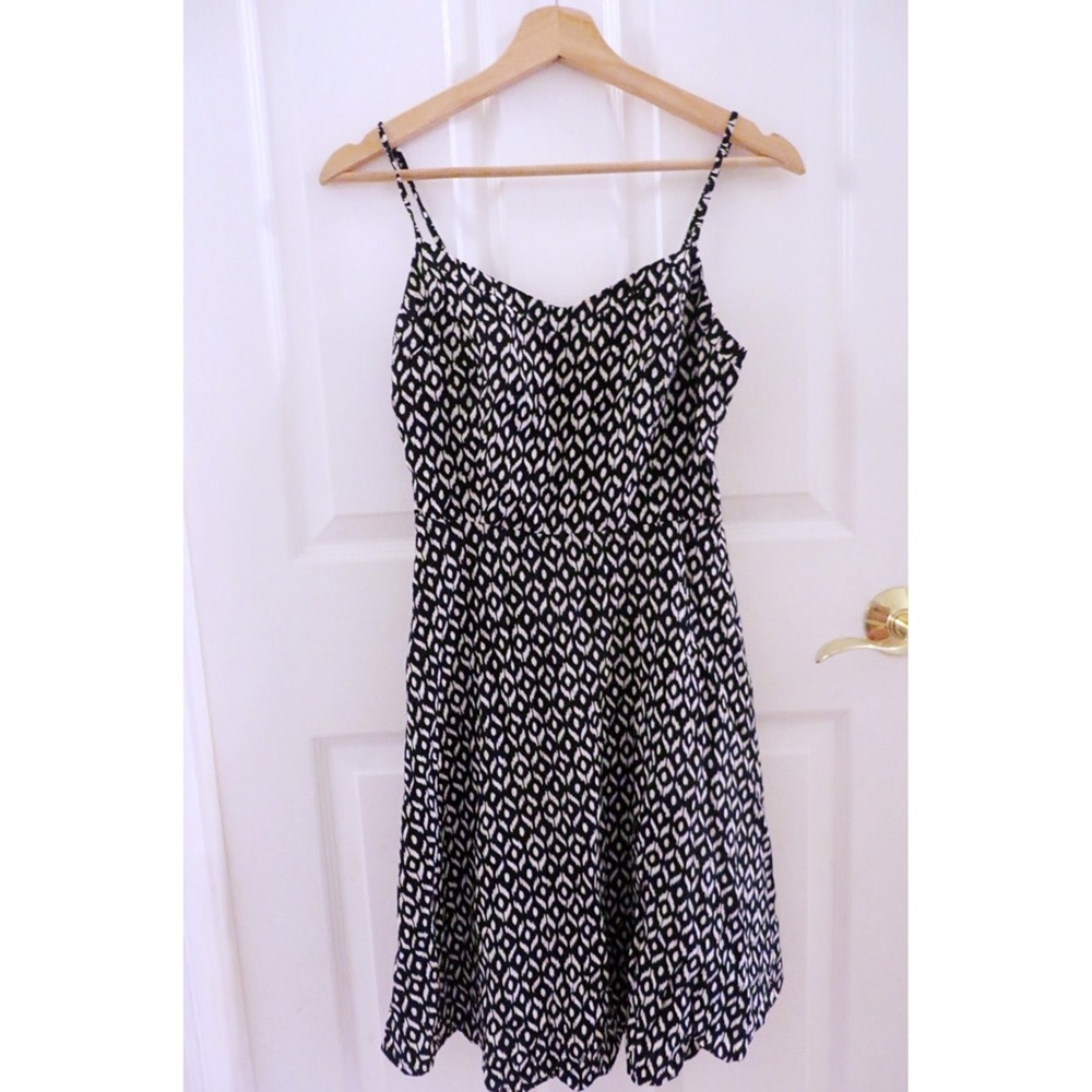 Old Navy Black and White Fit and Flare Dress